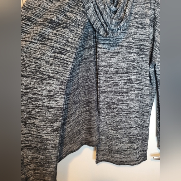 Wilfred Free Grey Sweater - Picture 5 of 6